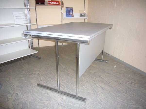 realizacje stelaży chromowanych